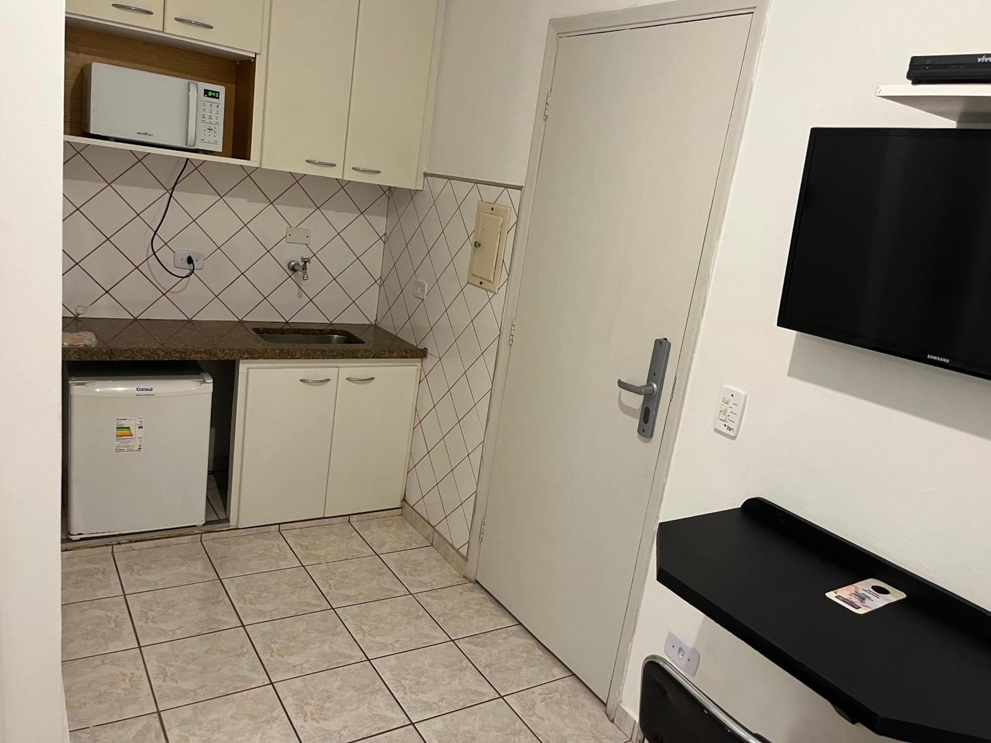 Bela Cintra Flat Service próximo à Santa Casa de Misericórdia de São Paulo e do Hospital 9 de Julho Exterior foto